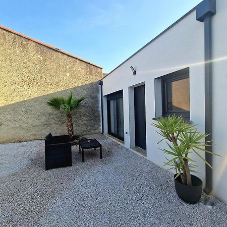 Plages Et Terres Apartment Bessan ภายนอก รูปภาพ